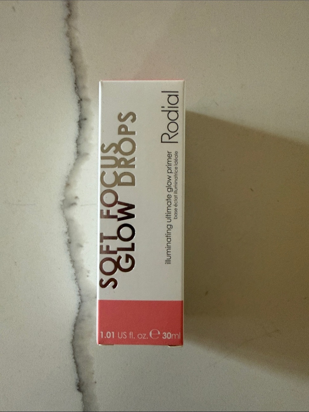 Rodial Soft Focus Glow Drops Primer - White & Pink